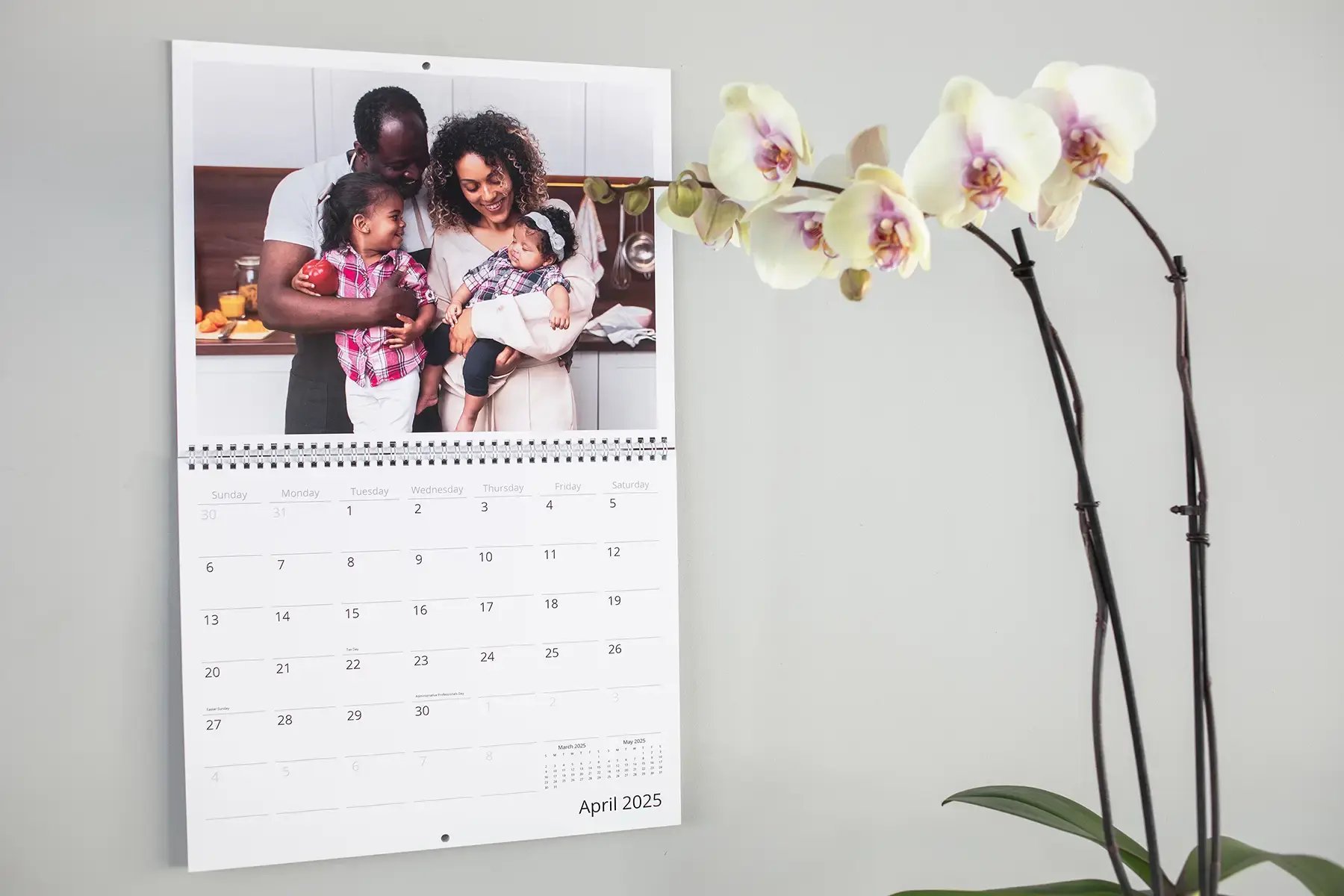 Highlight the ones you love on your February calendar page