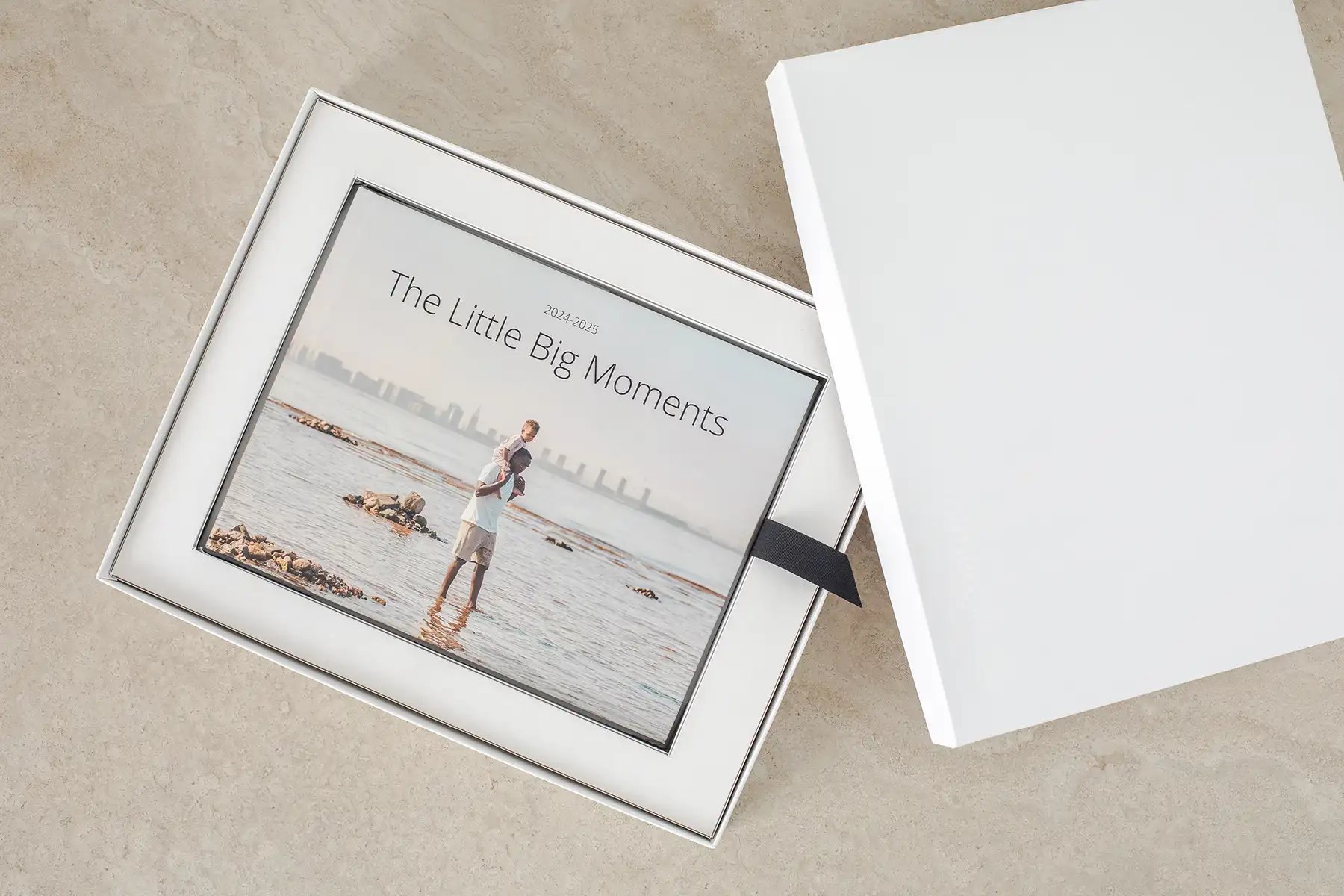Layflat photo book with included gift box