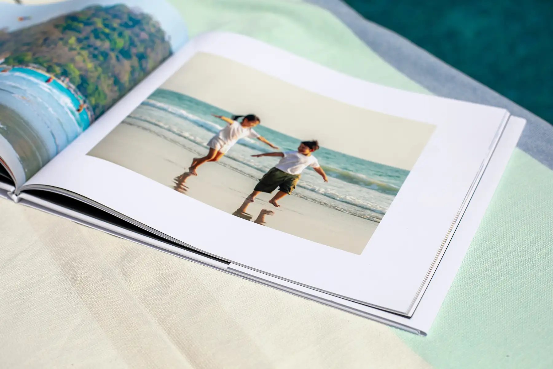 Luxurious pages and premium quality paper for printing your photos to perfection